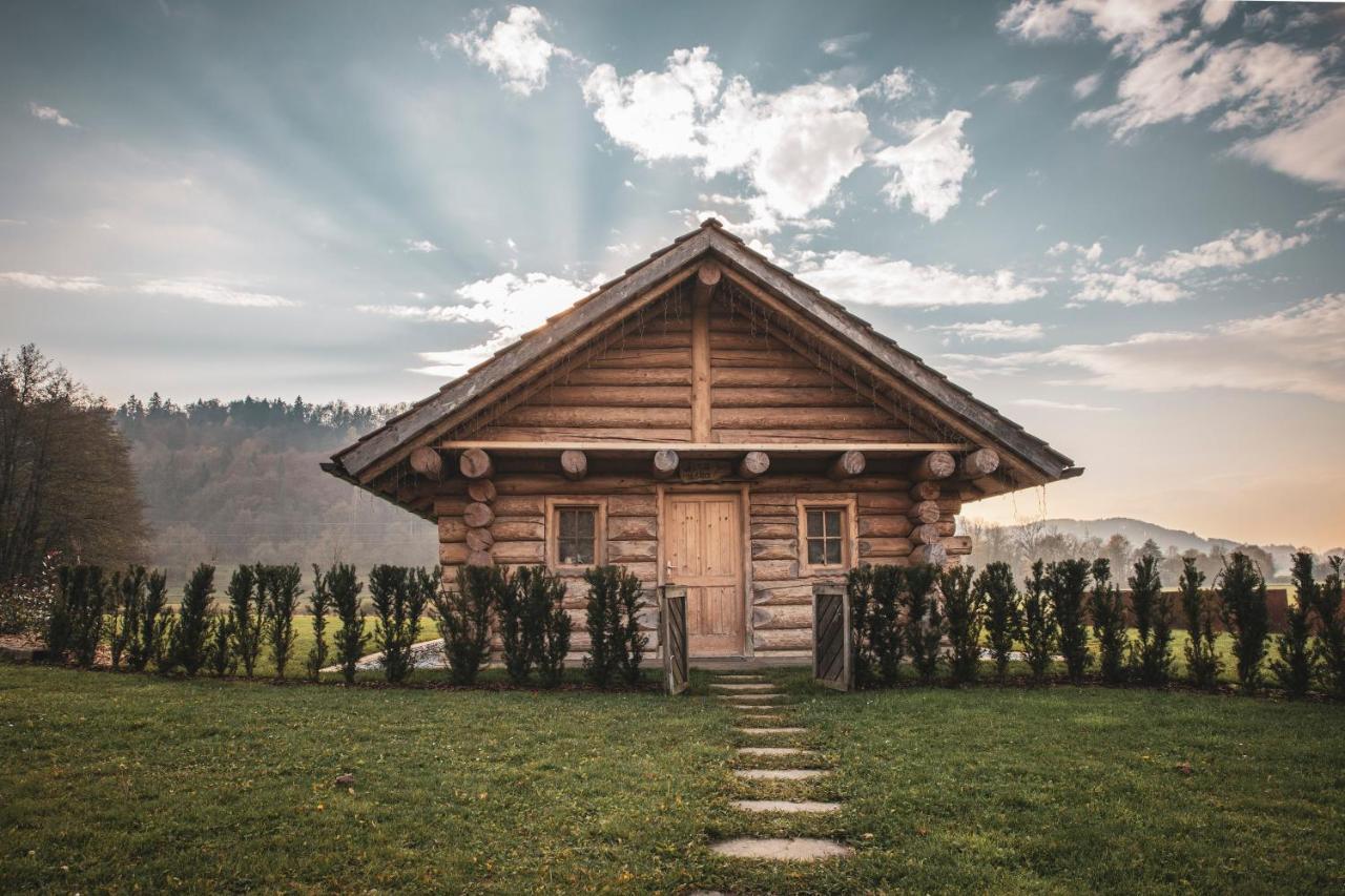Hiska Ulala Villa Dob Екстериор снимка